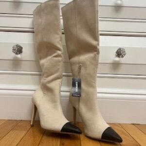 *NEW* EXPRESS BEIGE & BLACK WOMENS HEELED BOOTS, SIZE 6